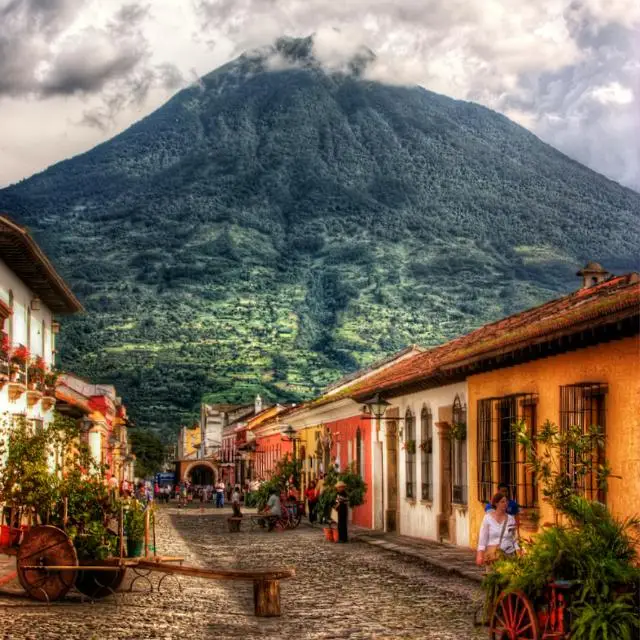 אנטיגואה-גואטמלה | מוצילר